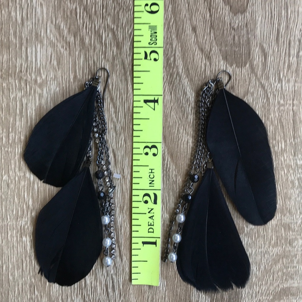 Feather earrings - Picture 2 of 3